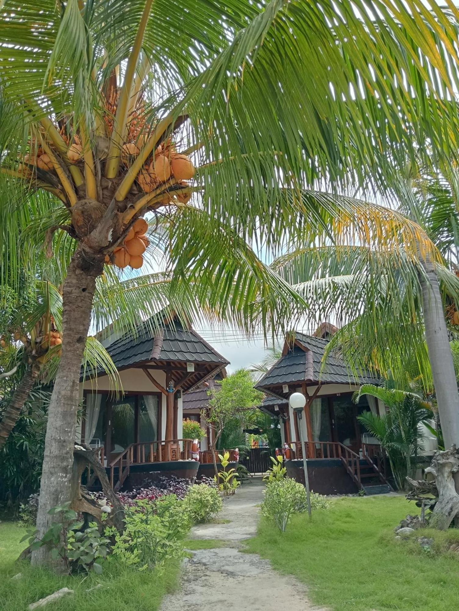 The Umah Prahu Hotell Batununggul Eksteriør bilde